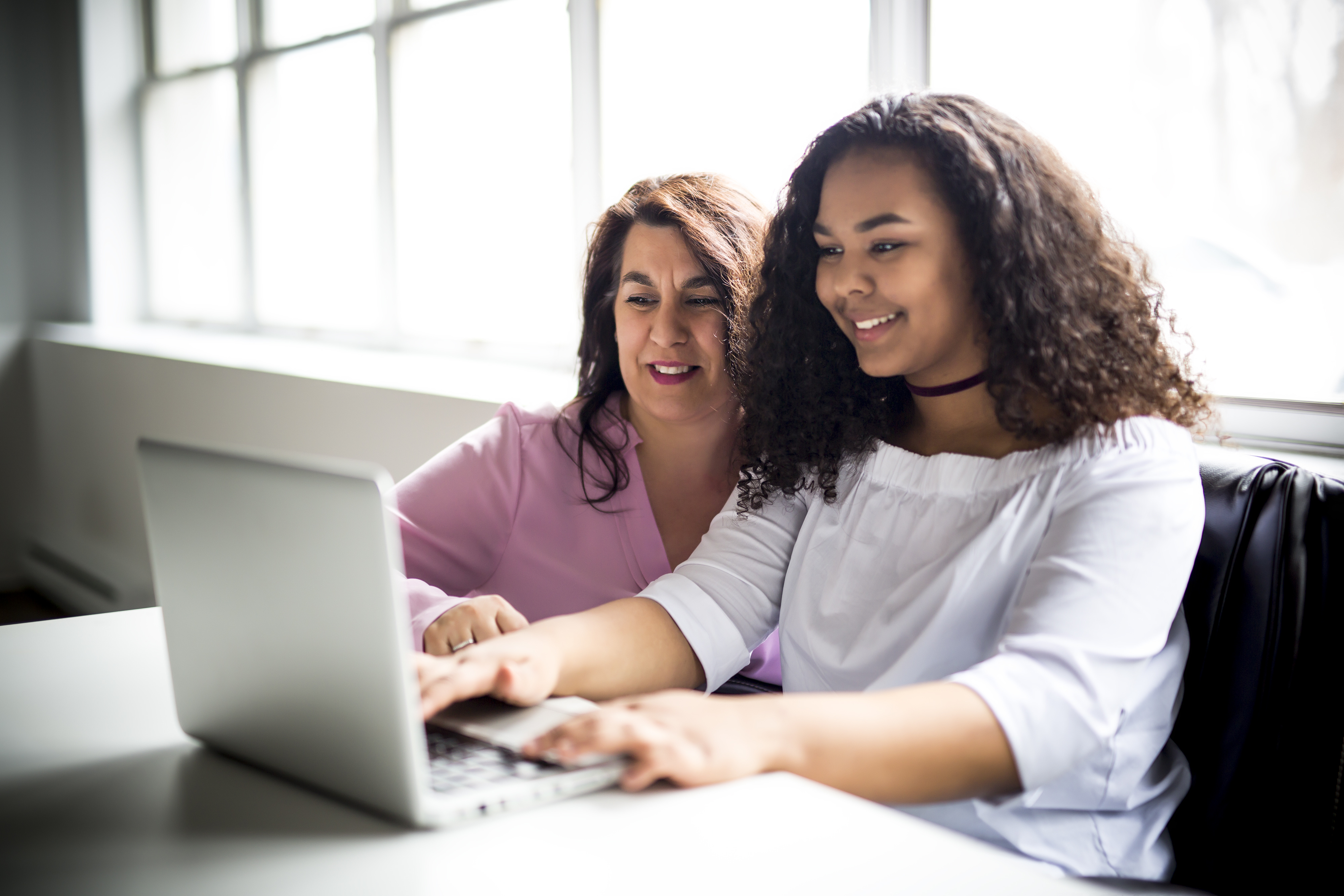 Thriving With Your Teenager at an Arizona Online High School